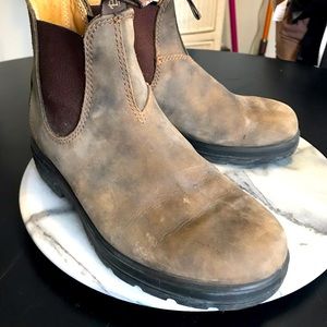 Blundstone rustic brown twin gore boot